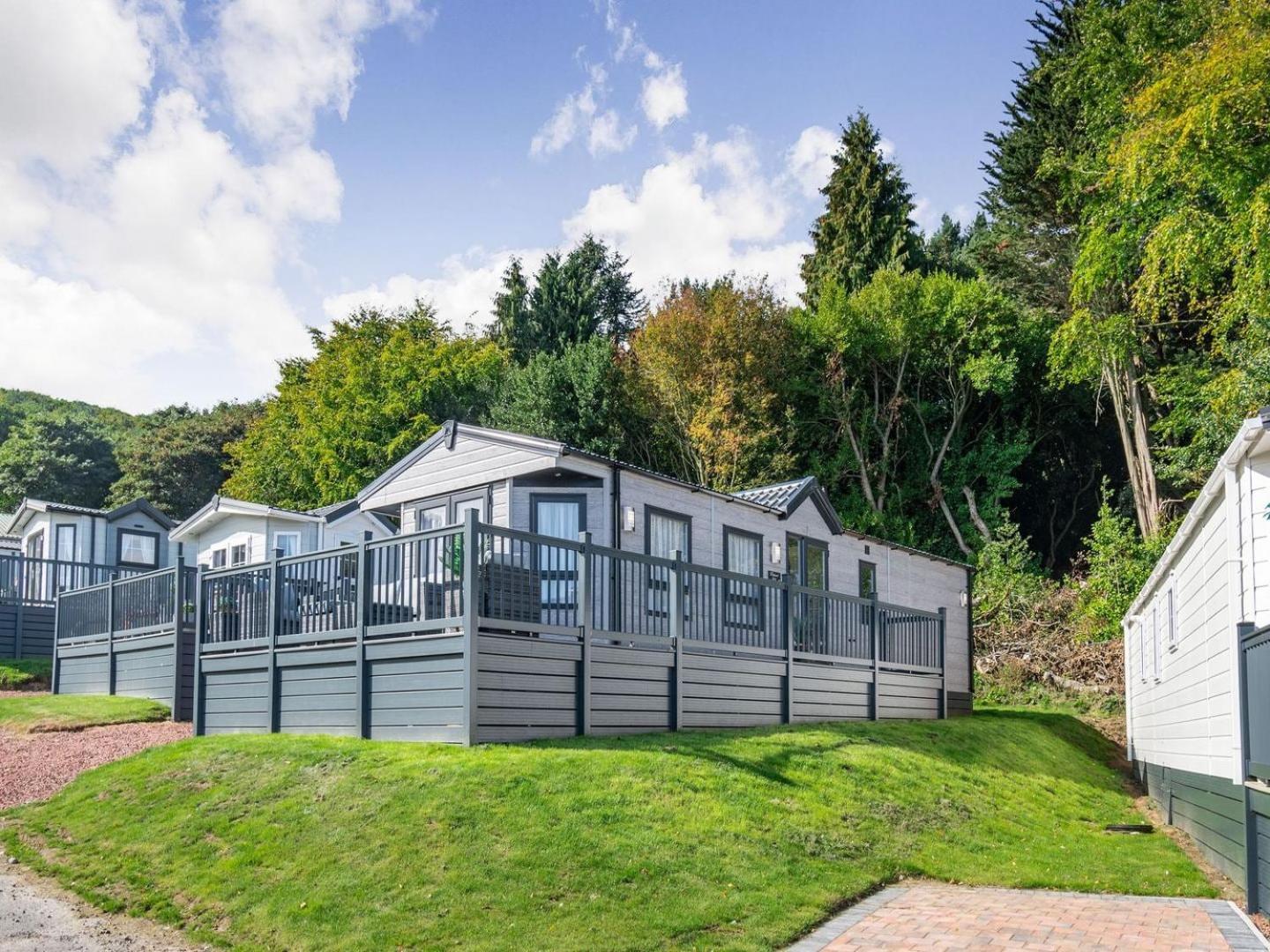 Red Wood Lodge - Uk40849 Скарборо Экстерьер фото